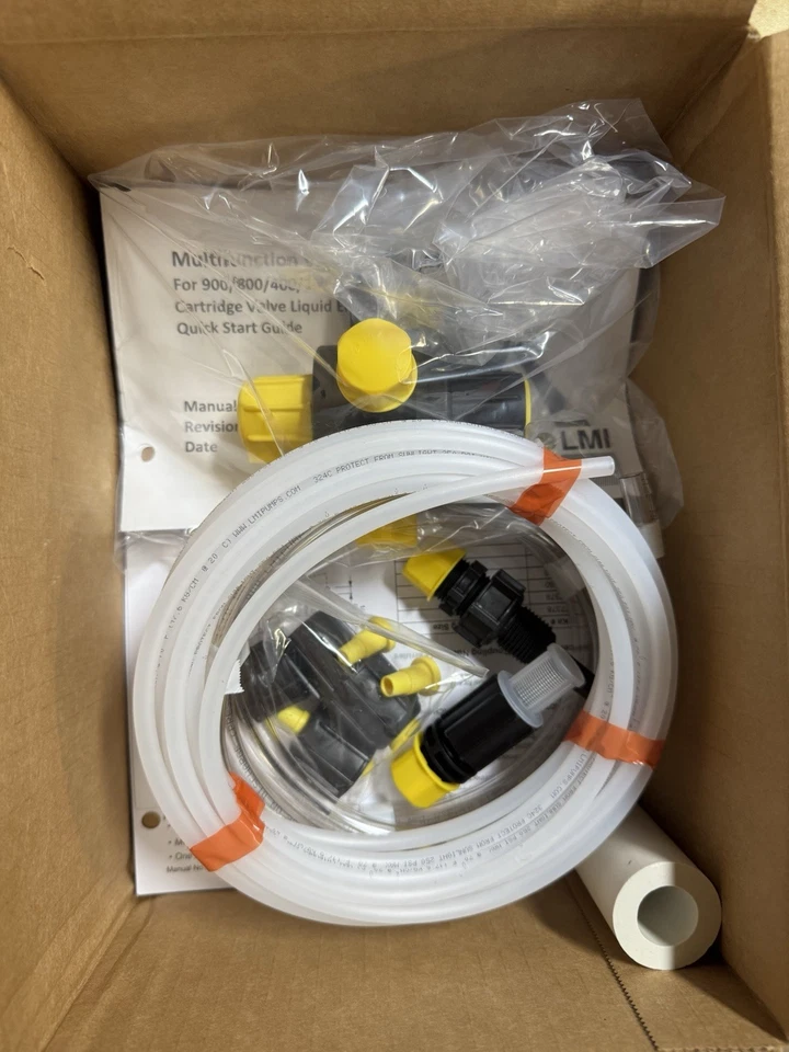 LMI Chemical Metering Pumps AD241-822SI .5 GPH, 250 psi, PVDF, Manual Control - Image 4 of 4