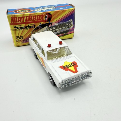 Matchbox Superfast 55 Mercury Police Station Wagon con capó y etiquetas de puerta - Imagen 12 de 17
