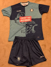 WYCOMBE WANDERERS SHIRT AND SHORTS - 2018-2019 SEASON - EXCELLENT CONDITION.