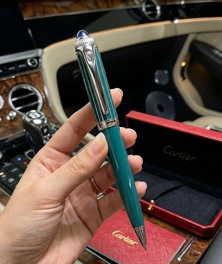Cartier グリーン 万年筆 Authentic Cartier Roadster Green Pen Luxury Executive Writing VIP