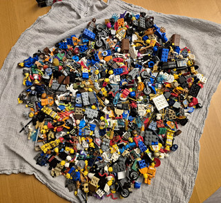 LEGO Minifiguren Konvolut Verschiedene Themen Ca. 1kg