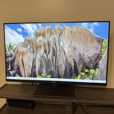 Dell P2719H 27'' Full HD 1920x1080 LED Backlit IPS Widescreen Monitor