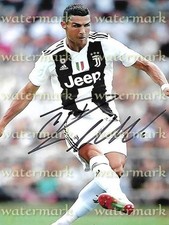 Foto Ristampata Autografata Di Cristiano Ronaldo 8X11". #10