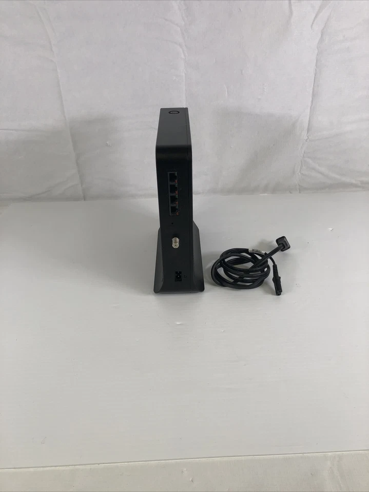 Ubee DDW36C Wireless Cable Modem Router  - Image 3 of 4