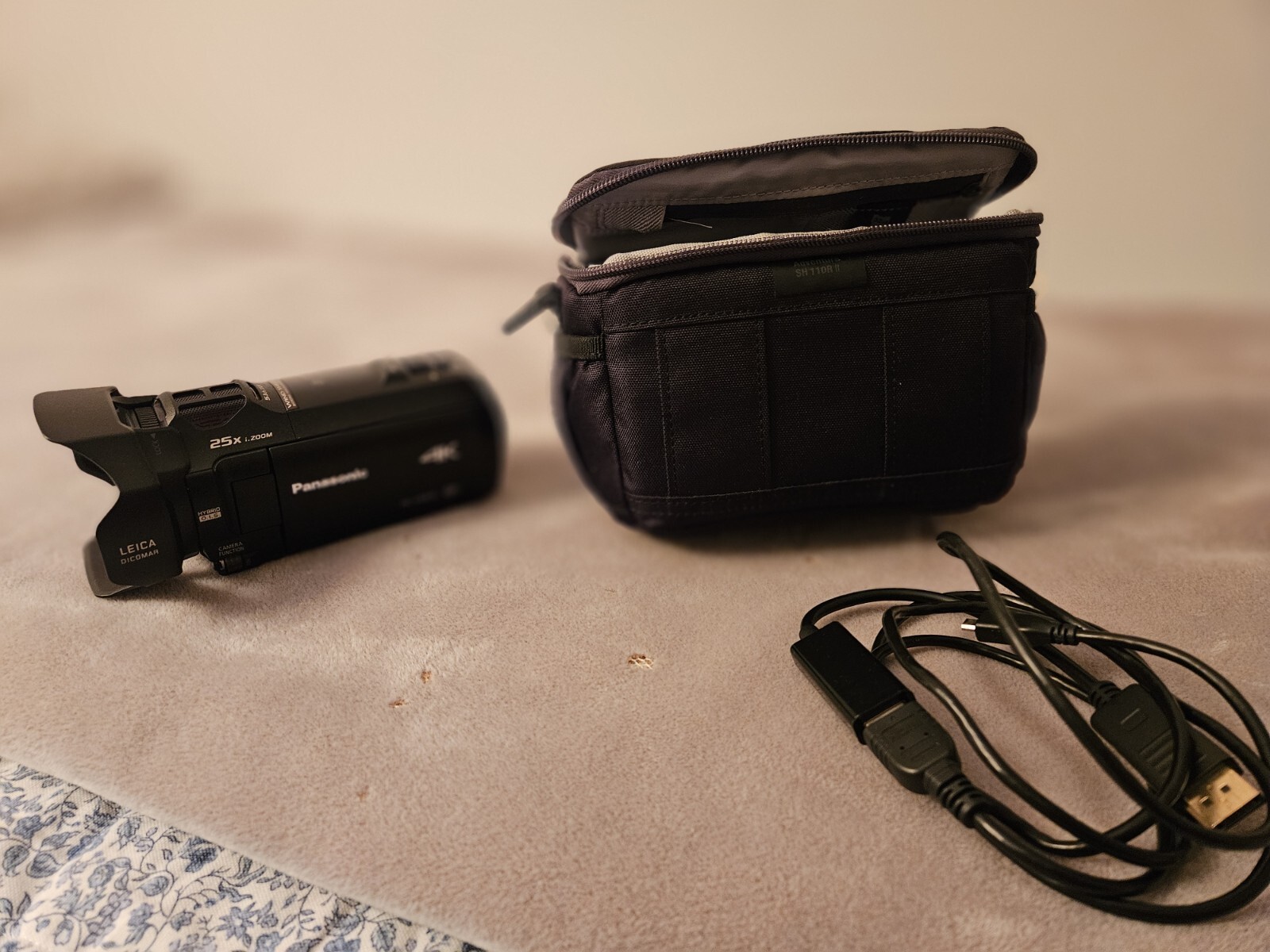 Panasonic HCVX870K 4K Ultra HD Camcorder Accessory Bundle