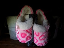 WONDER NATION GIRL TODDLER CASUAL SLIPPERS SHOES SIZE 7-8 PINK HEART DESIGN NEW