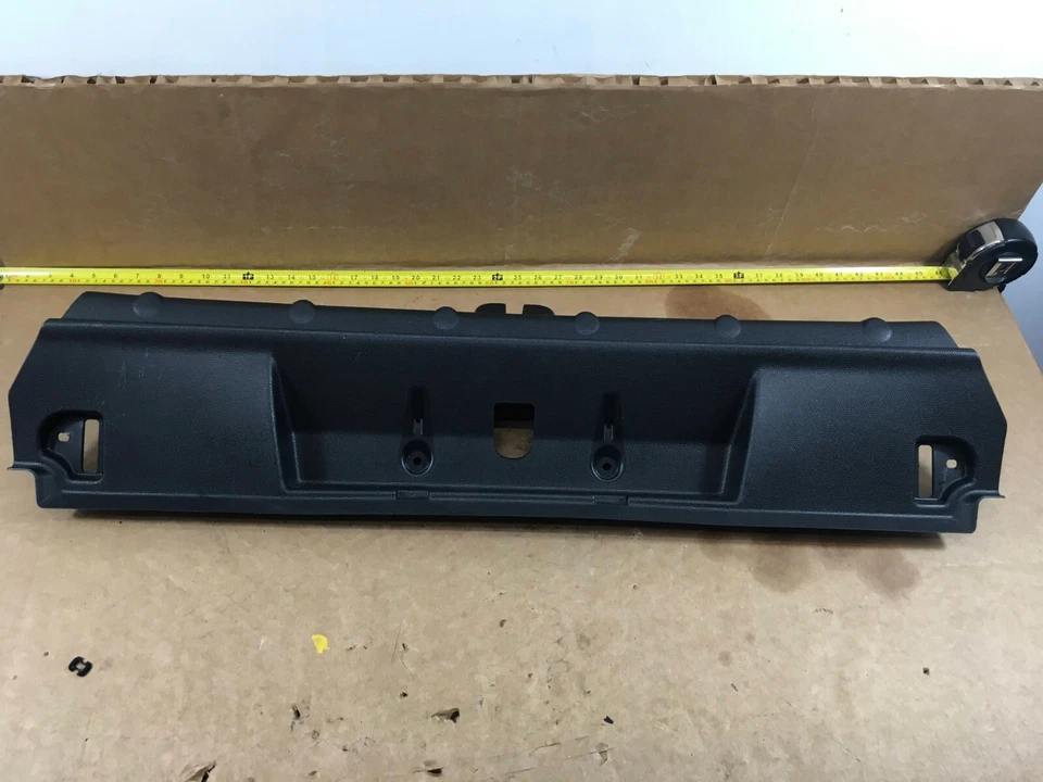 2011 - 2016 Mini Cooper Countryman Rear Trunk Sill Trim Cover 9807235 OEM . Foto 3 de 4