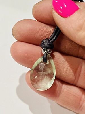Sterling Silber .925 grüner Fluorit Edelstein an Echtleder Kordel Halskette