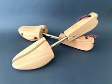 Pair of Cedar Wood Shoe Keepers Shapers Stretchers Rochester Shoe Tree Size M