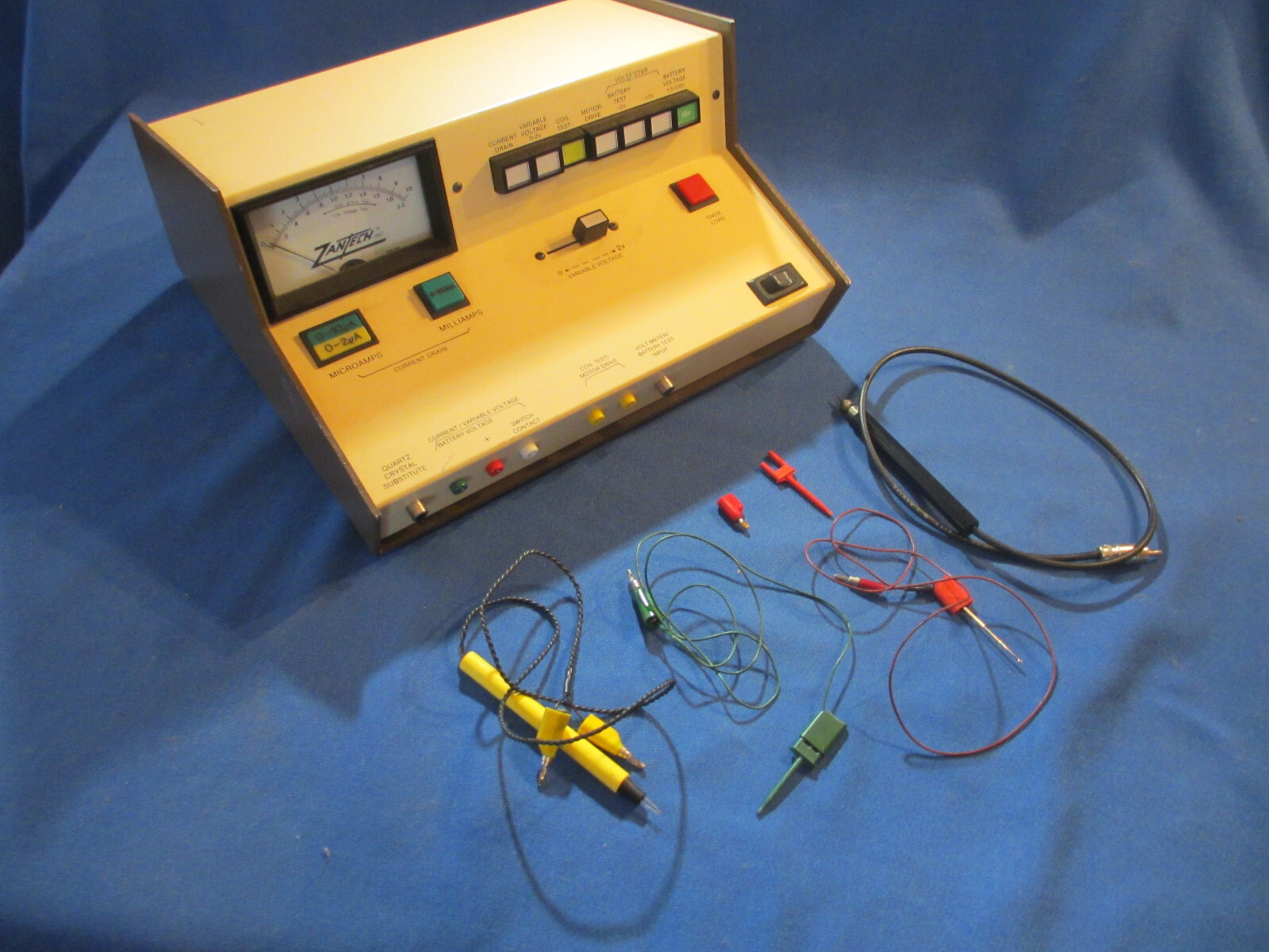 Watchmaker Estate Vintage ZANTECH LCD/LED Voltage and Battery Tester