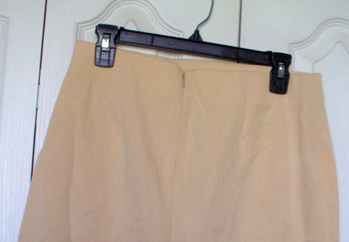 NUEVO CON ETIQUETAS 12 Falda Amarillo Banana Crema SAVION Poliéster con Cremallera Trasera 21" Mujer Carrera - Imagen 4 de 9