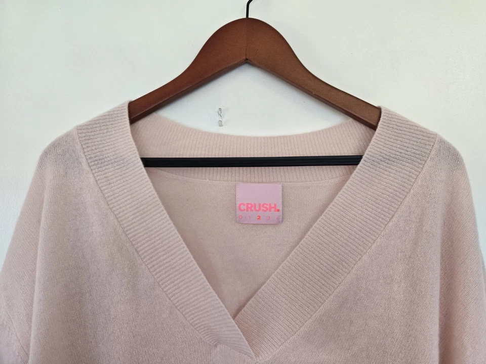 Suéter Crush Mujer 2 Mediano Rosa Suave 100% Cachemira Cuello en V Acogedor Minimalista Foto 2 de 4