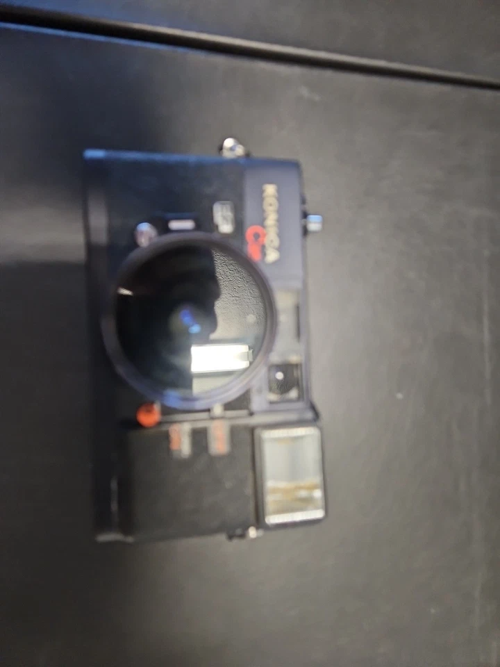 [Todo funciona] Cámara fotográfica compacta Konica C35 EF 38 mm f/2,8 hecha en Japón  Foto 2 de 4