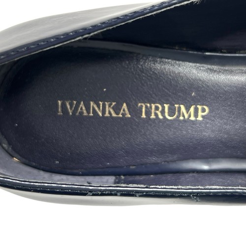 Ivanka Trump Navy Faux Snakeskin Embossed Loafers Women Pointed Toe Flats Sz 9M - Picture 8 of 11