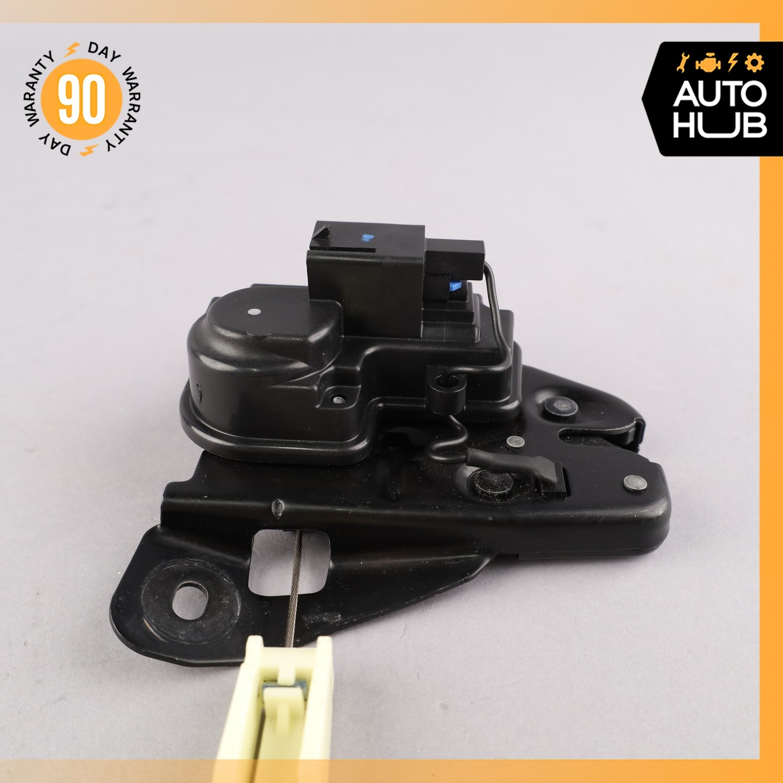 Maserati Quattroporte SQ4 M156 Trunk Lid Latch Lock Emergency Handle OEM