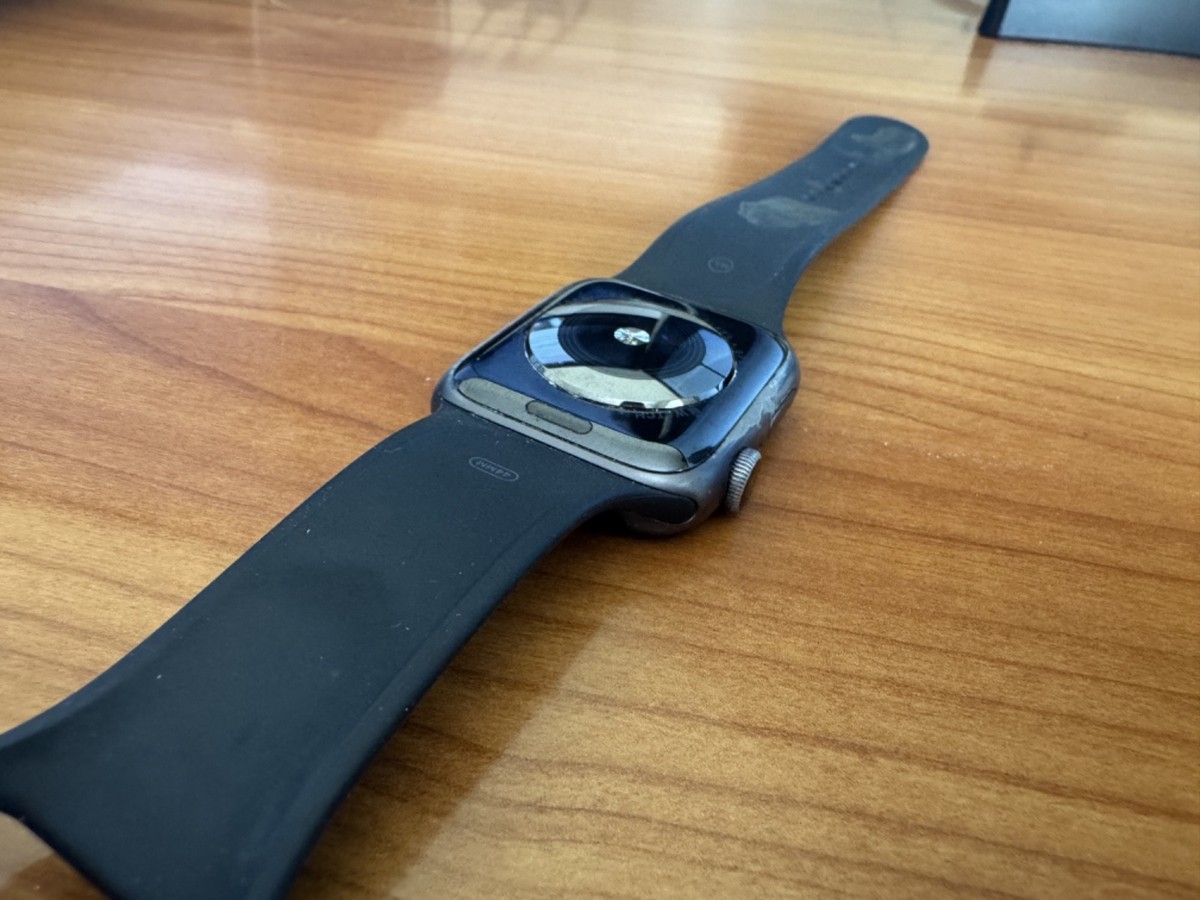 APPLE WATCH4 44 SGAL BK/SLP145-220 2018… APPLE WATCH4 44 SGAL BK/SLP145-220 2018… Apple Watch Series