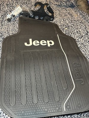 Official Plasticolor Jeep All-Weather Rubber Floor Mats - Black - Front Seto New