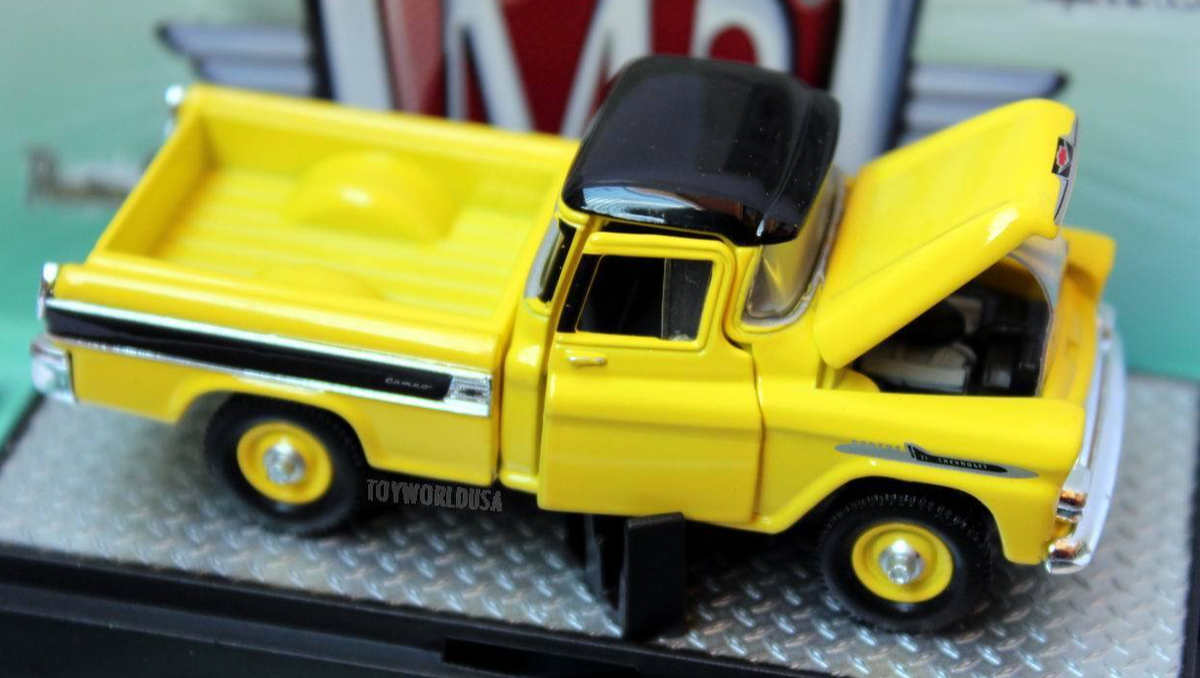 M2マシーン1958ChevroletApacheCameoSCHWINN M2 MACHINES (1 of 300) WALMART EXCLUSIVE 1958 CHEVY APACHE