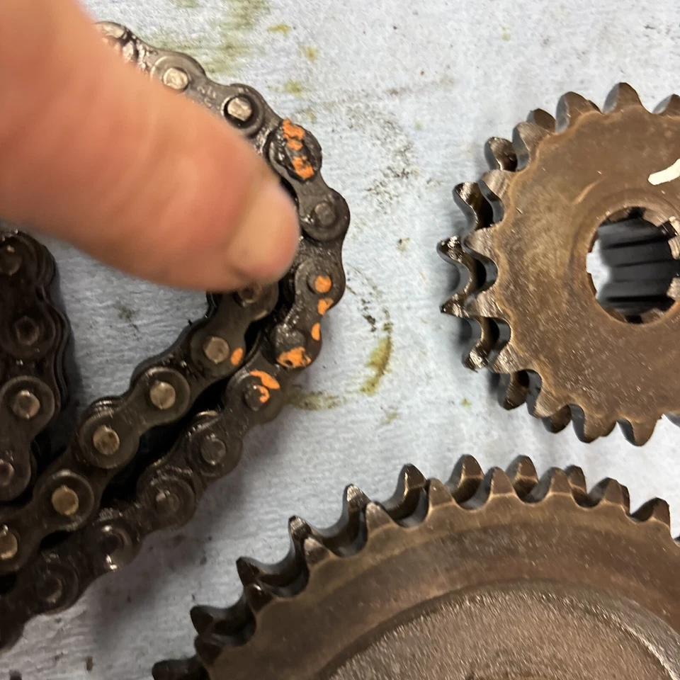 1972 Snojet Sno Jet SST 440 vintage snowmobile 433 chain case sprockets - Image 2 of 4