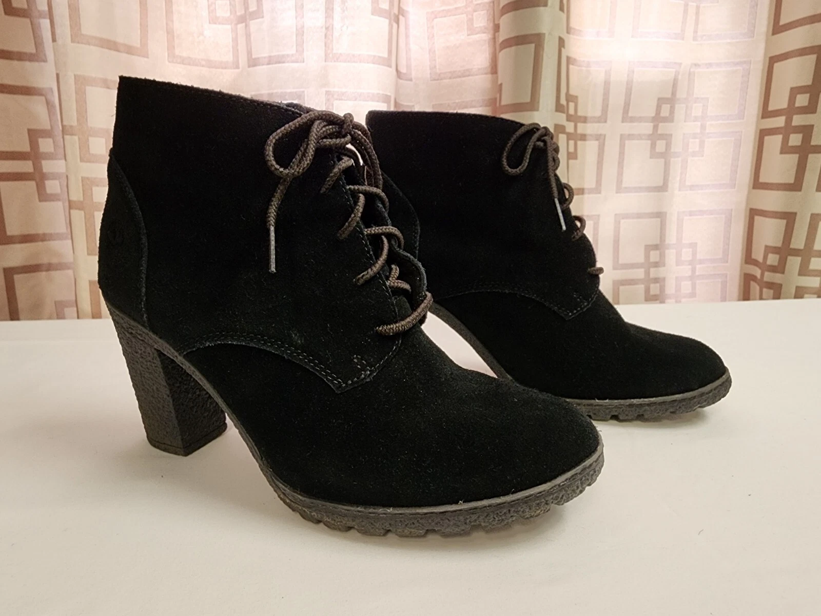 Stivaletti Chukka Timberland 9 donna ""Tillston"" tacco alto neri indossati 1X