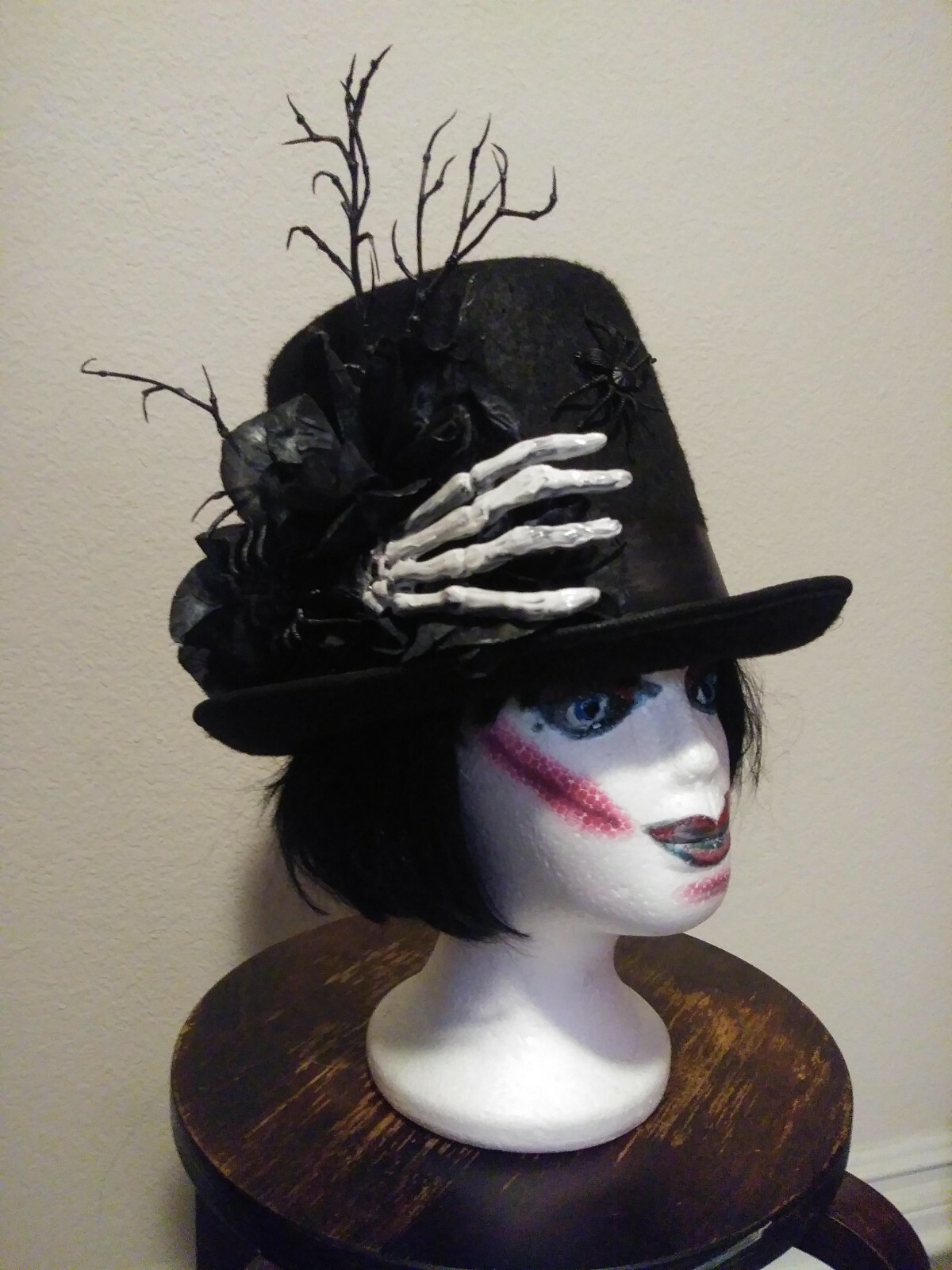 Picture 1 of 2