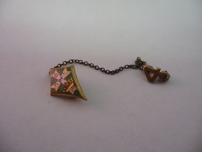 Antique 1904 Catholic Daughters of the Americas CDA Enamel Lapel Pin w/ Chain