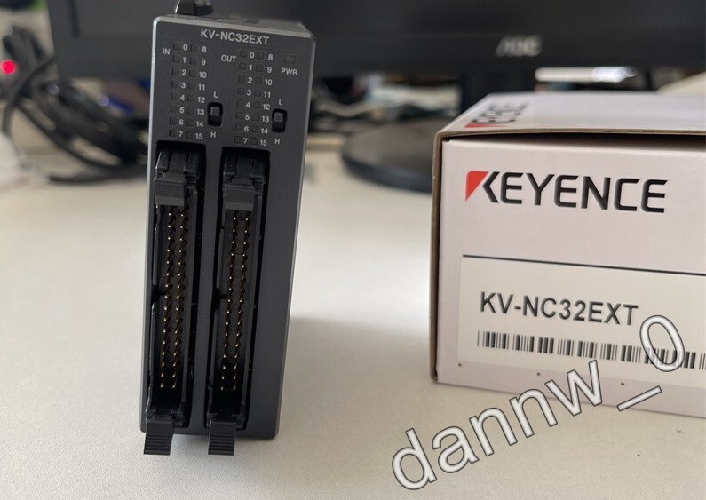 NEW IN BOX KEYENCE KV-NC32EXT PLC Input Output Module | eBay