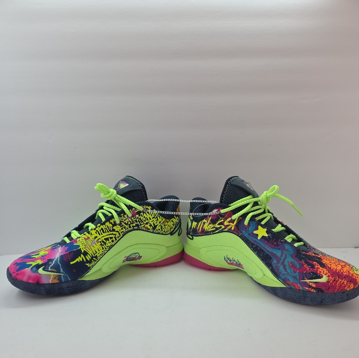 Nike LeBron 22 Bryce's World Blustery Fireberry Men's Size 9.5