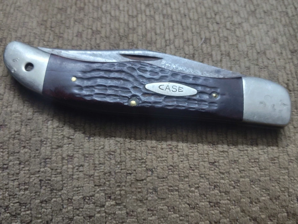 CUCHILLO CAZADOR PLEGABLE ESTUCHE DOBLE ERA X SEGUNDO CORTE MADERA ROJA 6165SAB años 60 Foto 4 de 4