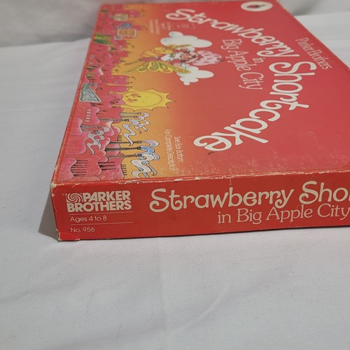 Juego de mesa completo Parker Bros Strawberry Shortcake Big Apple City 1981 vintage - Imagen 6 de 13