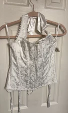 💡💡Be Wicked White Lace Up Corset Size Large💡💡