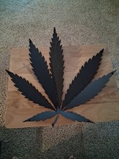 Black Metal Cannabis Leaf Wall Hanging Decorative Wall Art Decor