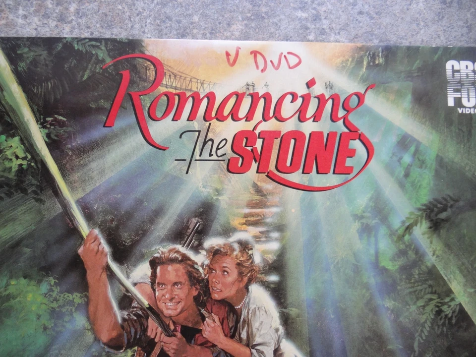 Jagd nach dem grünen Diamanten US Laser Disc LD Film Video CD Laserdisk Englisch - Bild 4 von 4