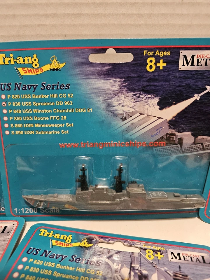 Lot Of  6 Tri-ang Ships 1:1200 scale US Navy Series Waterline Models Die-cast  - Image 3 of 4