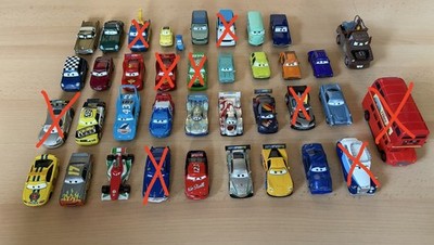 Disney Cars Spielzeugautos Sammlung, 38 Fahrzeuge