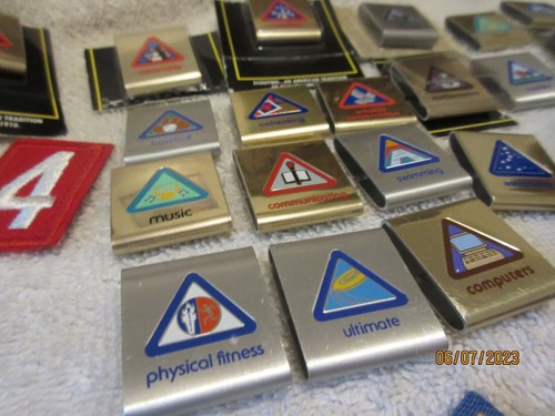 BIG LOT BSA Webelos Neckerchief Belt Slides Patches Badges Brass Tokens PINS + - Picture 3 of 5