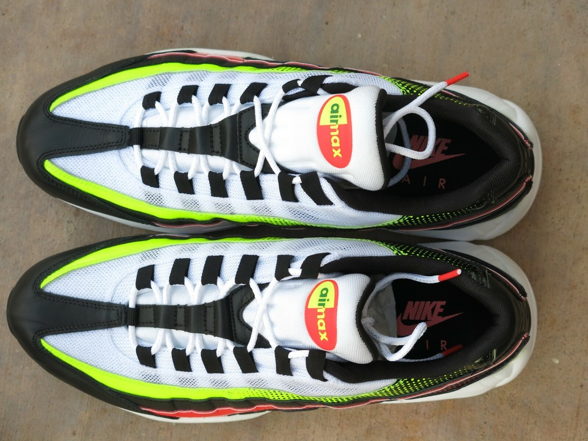 Nike Air Max 95 SE Men's Running, Cross Training Sneakers