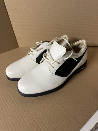 Women's Nike Verdana Last Golf Cleats Spike Shoes Size 9.5 - Picture 1 of 6