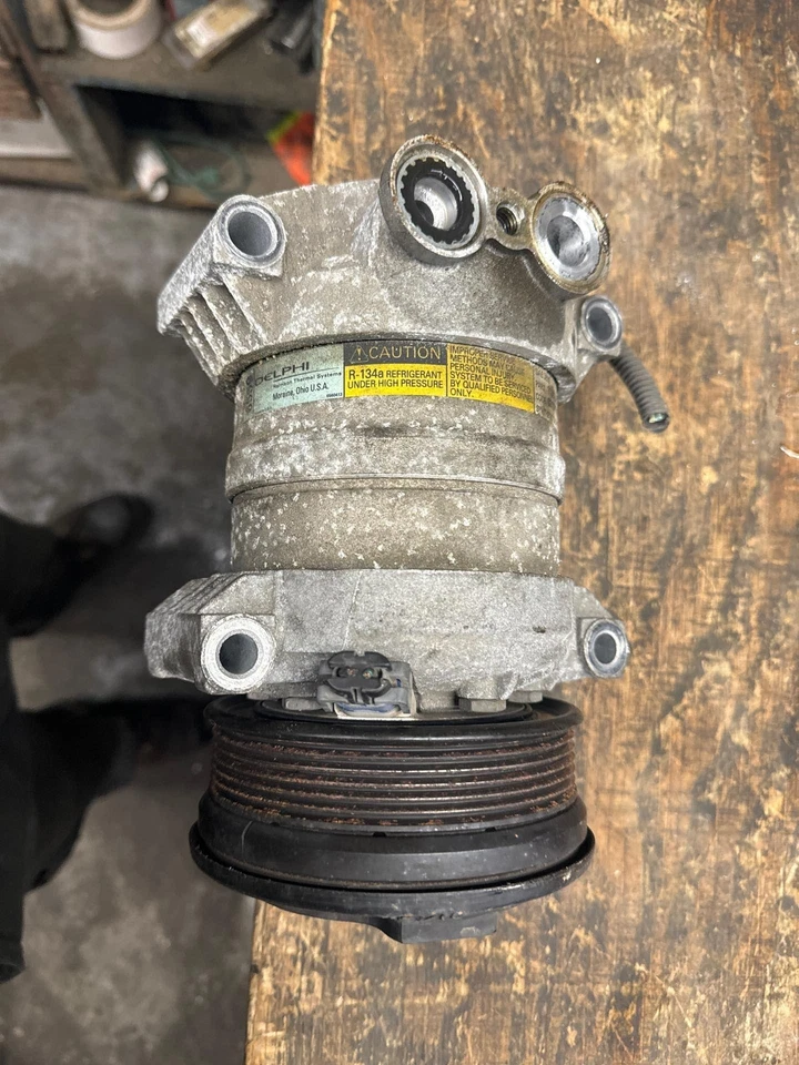 Compresor de aire acondicionado SUBURBAN 1500 96 97 98 99 Foto 4 de 4