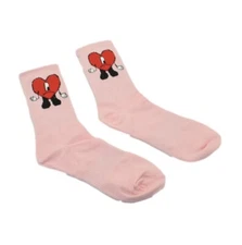 Un Verano Sin Ti Bad Bunny Socks| Pink
