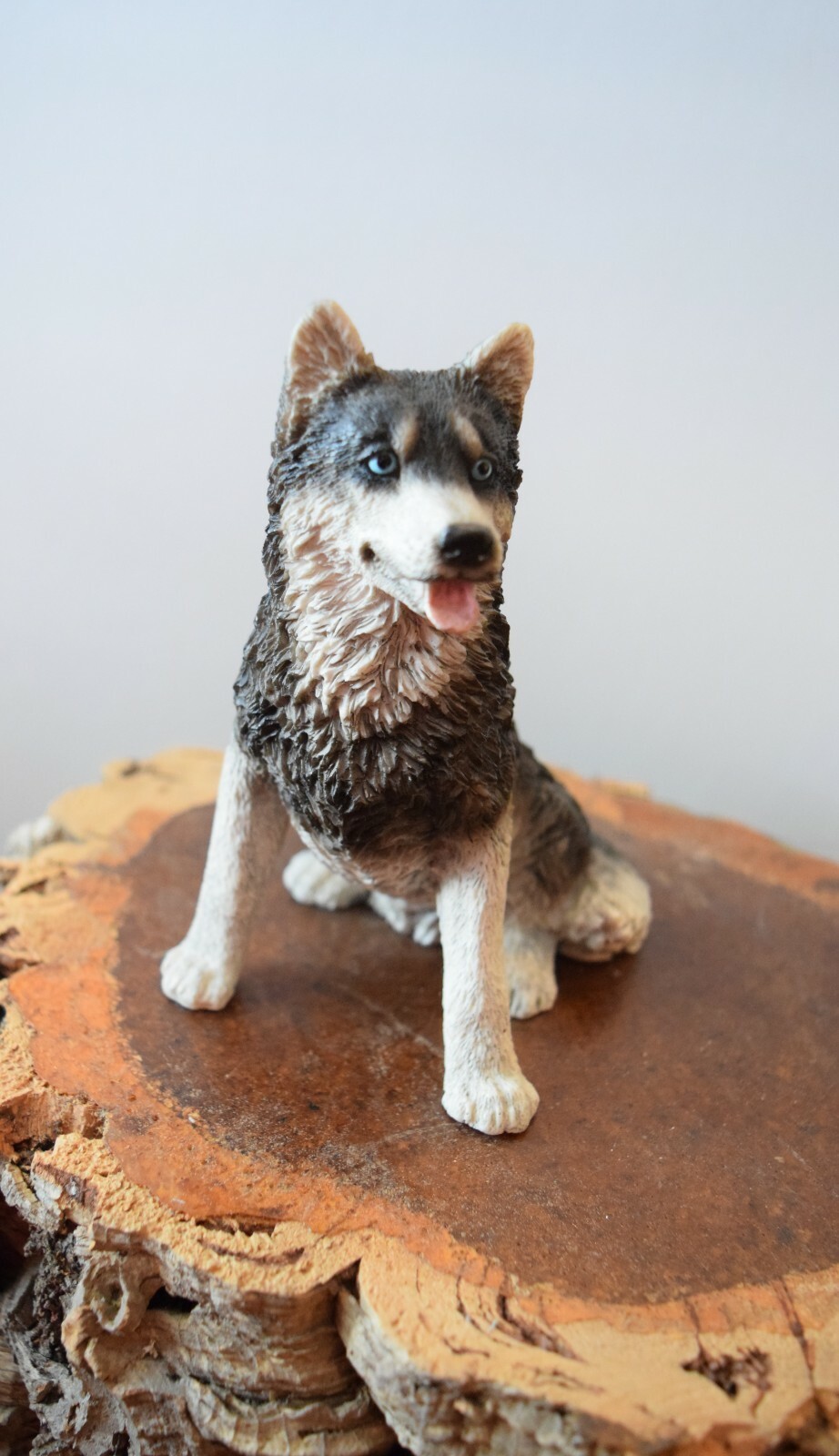 Castagna Alaskan Malamute Figurine - NWOB - In excellent condition.