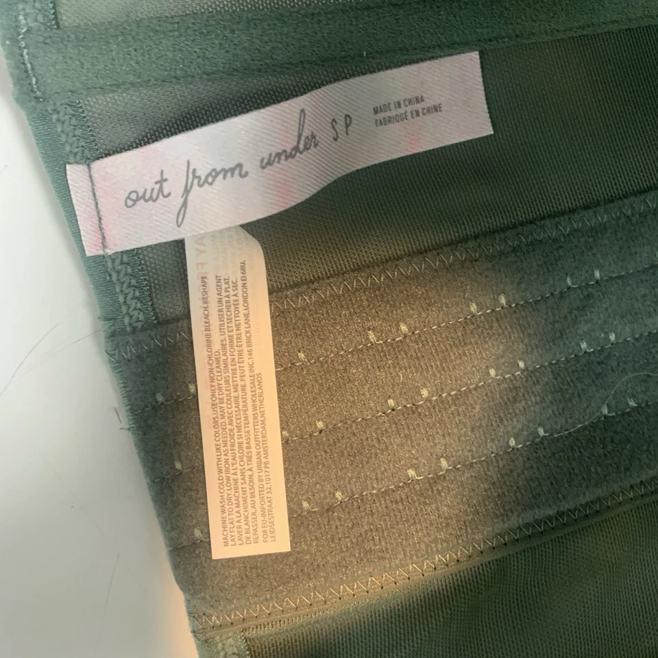 Corsé Out From Under Bustier Top Encaje Y2K Coqueta Romántica Hada Femenina S Foto 3 de 4