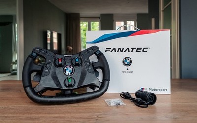 Fanatec  Podium Steering Wheel BMW M4 GT3