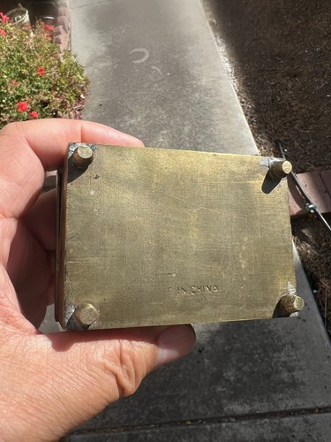 Piccola antica scatola cinese rettangolare in ottone intagliato a mano 3-1/2" - Foto 6 di 10