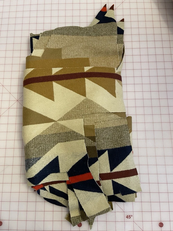 New Pendleton Wool blanket fabric remnants - Medicine Bow - appx 2.10 lb. - Image 4 of 4