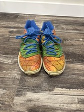 Size 5 GS - Nike Kyrie 5 x SpongeBob SquarePants Mid Pineapple House