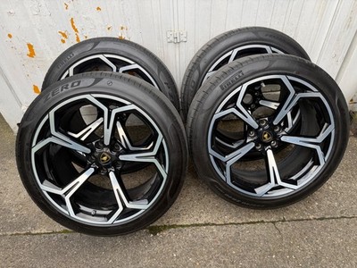 Original Lamborghini Urus S 22'' Sommerräder Felgen Urus DOT25 4ML601025P / Q