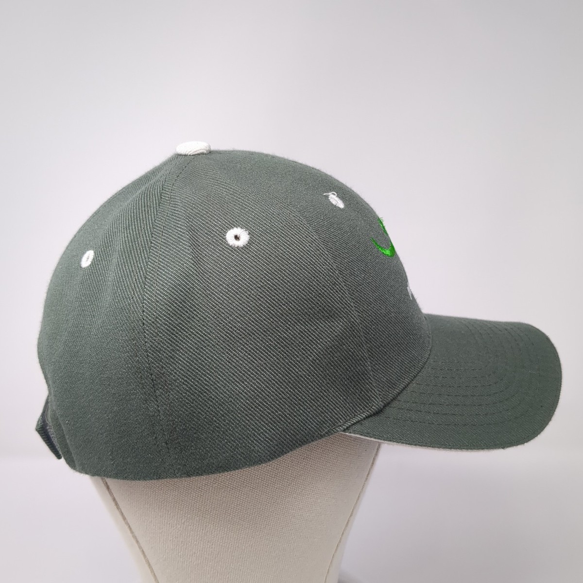 BURBERRY BLACK AND GREEN NETTED BASEBALL CAP WITH ADJUSTABLE TAB CLOSURE, ITALY Check Cursive Logo Gabardine Baseball Cap in Black - Men  main image 3