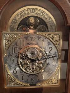 Howard Miller Majestic Grandfather Clock Model 610-940 – Kieninger Triple Chime