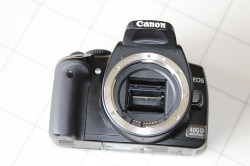 Canon EOS 400D Camera Body Only - Spares or Repair